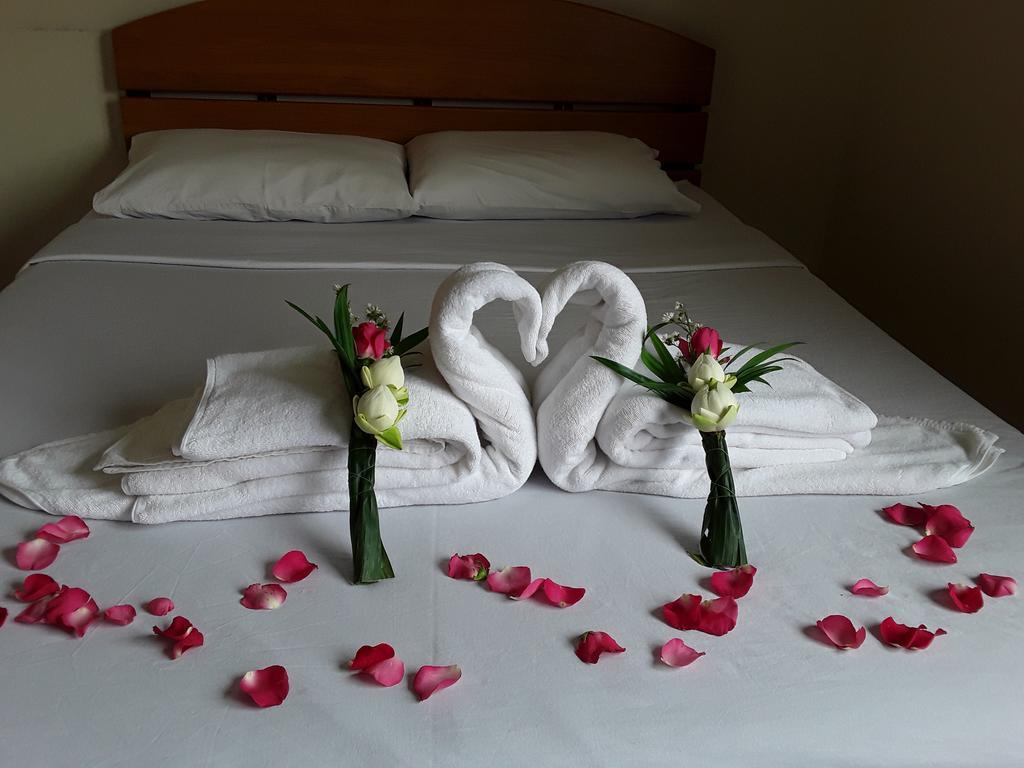 Vitoonguesthouse2Fanrooms & Aircondition Sukhothai Bagian luar foto