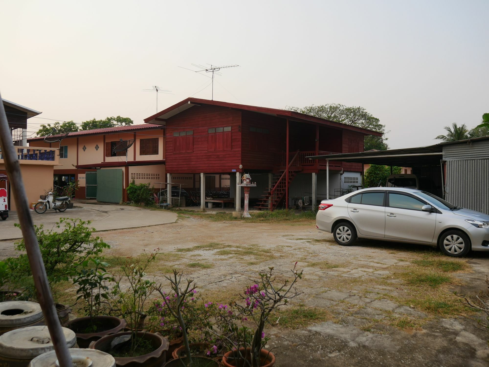 Vitoonguesthouse2Fanrooms & Aircondition Sukhothai Bagian luar foto